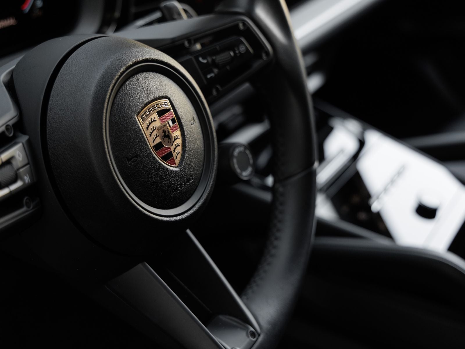 2025 Porsche Cayenne Base