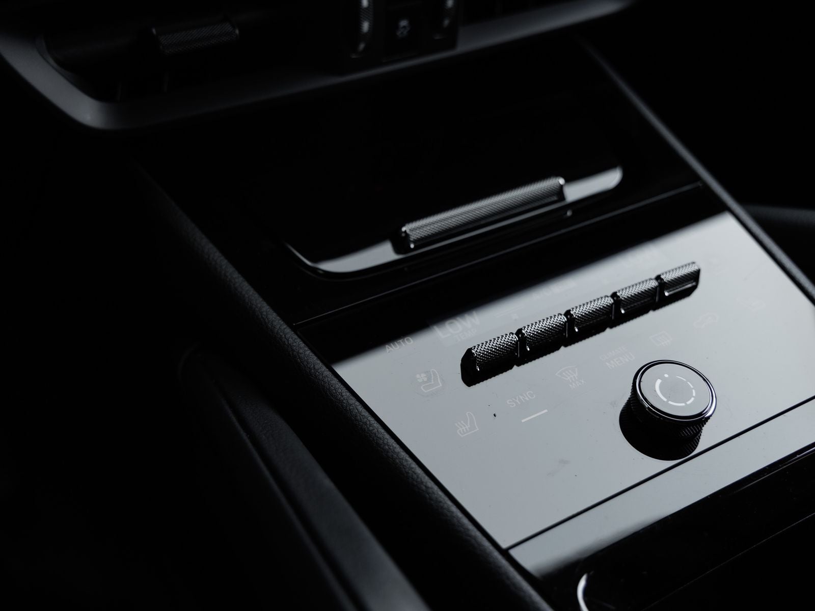2025 Porsche Cayenne Base