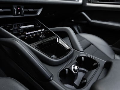 2025 Porsche Cayenne Base