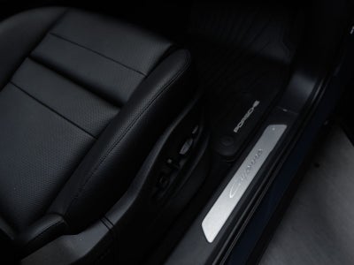 2025 Porsche Cayenne Base