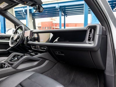 2025 Porsche Cayenne Cayenne