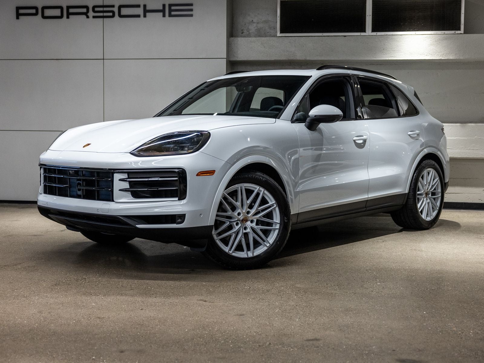2025 Porsche Cayenne Base