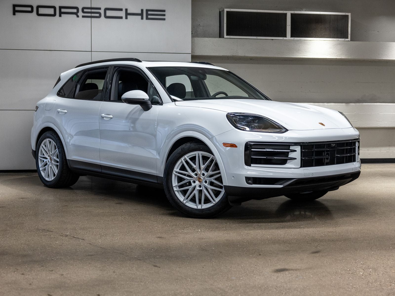 2025 Porsche Cayenne Base
