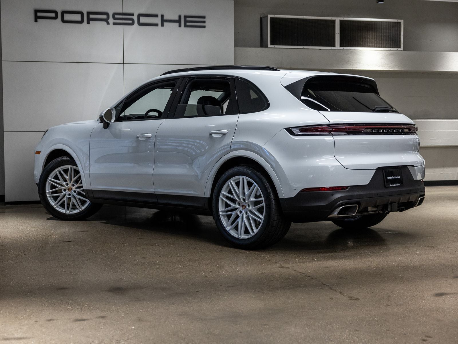 2025 Porsche Cayenne Base
