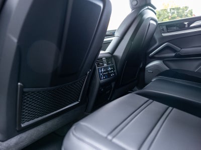 2025 Porsche Cayenne Base