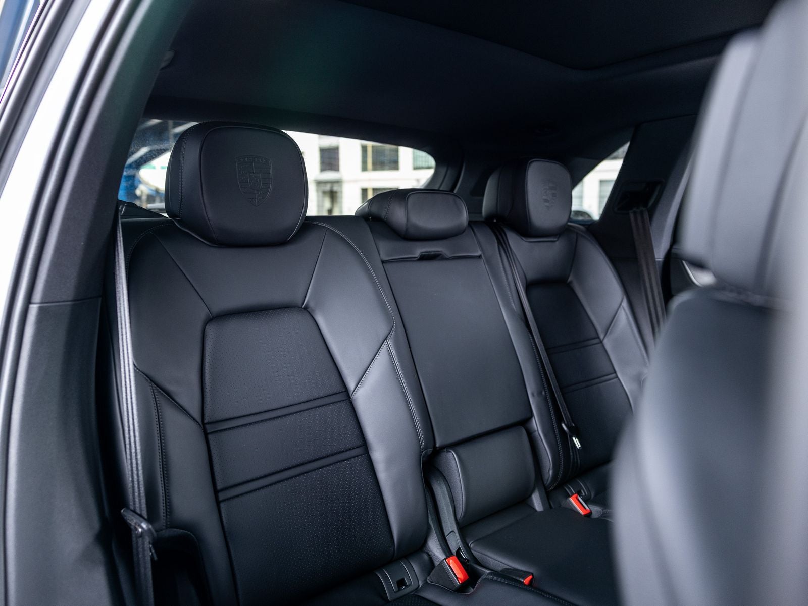 2025 Porsche Cayenne Base