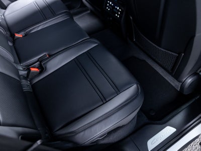 2025 Porsche Cayenne Base