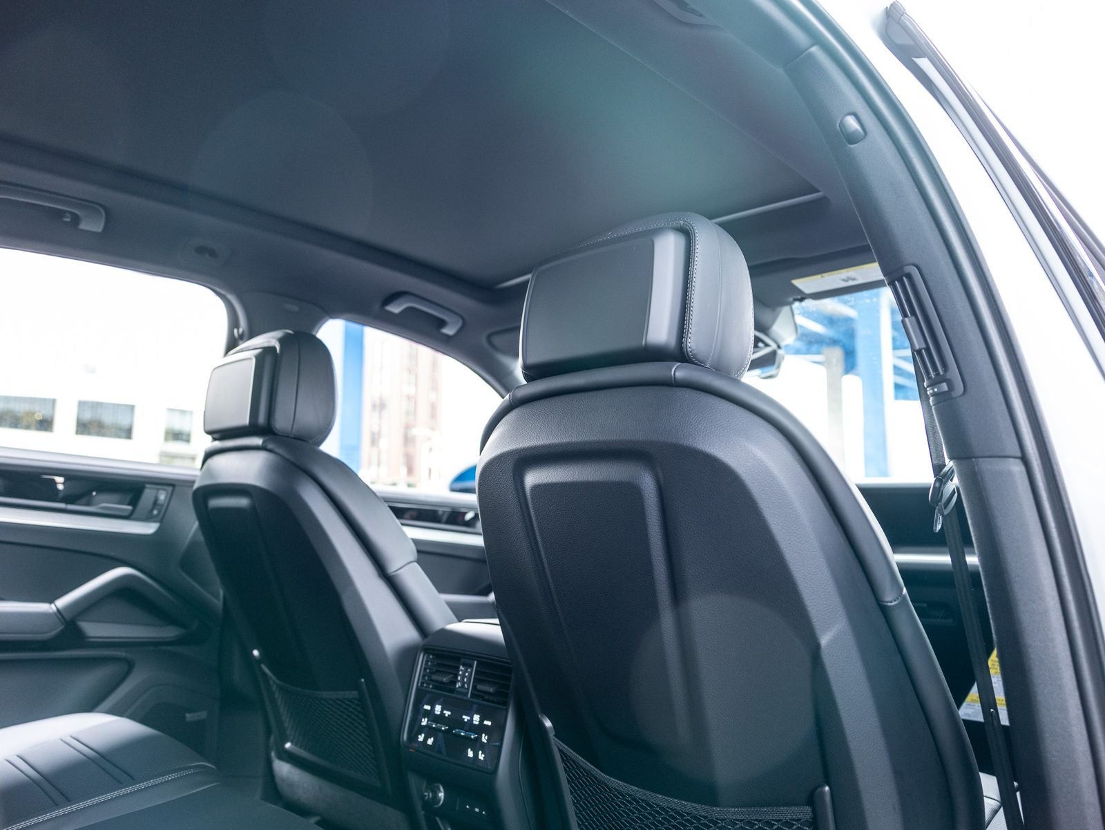 2025 Porsche Cayenne Base