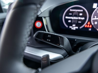 2025 Porsche Cayenne Base