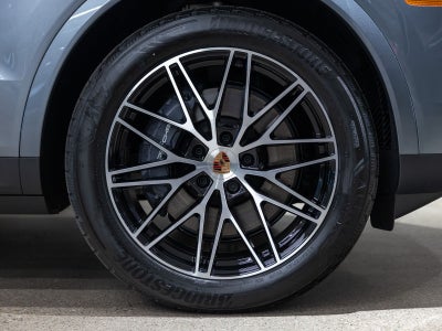 2026 Porsche Cayenne Base