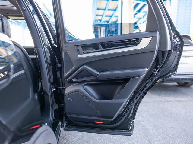2025 Porsche Cayenne Cayenne