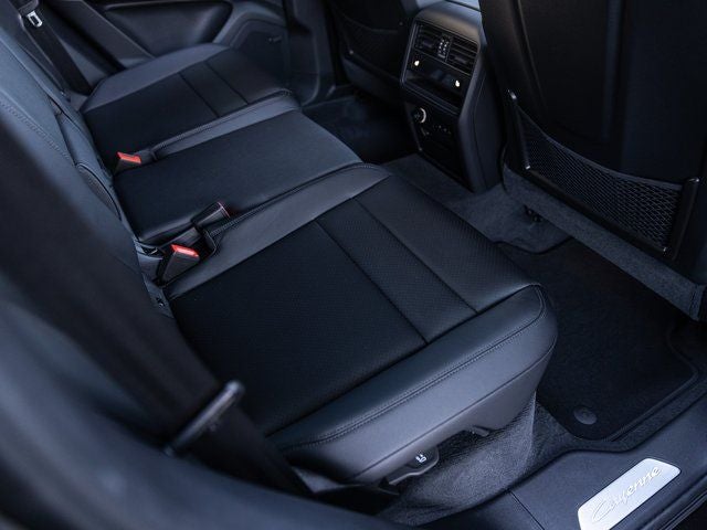 2025 Porsche Cayenne Cayenne