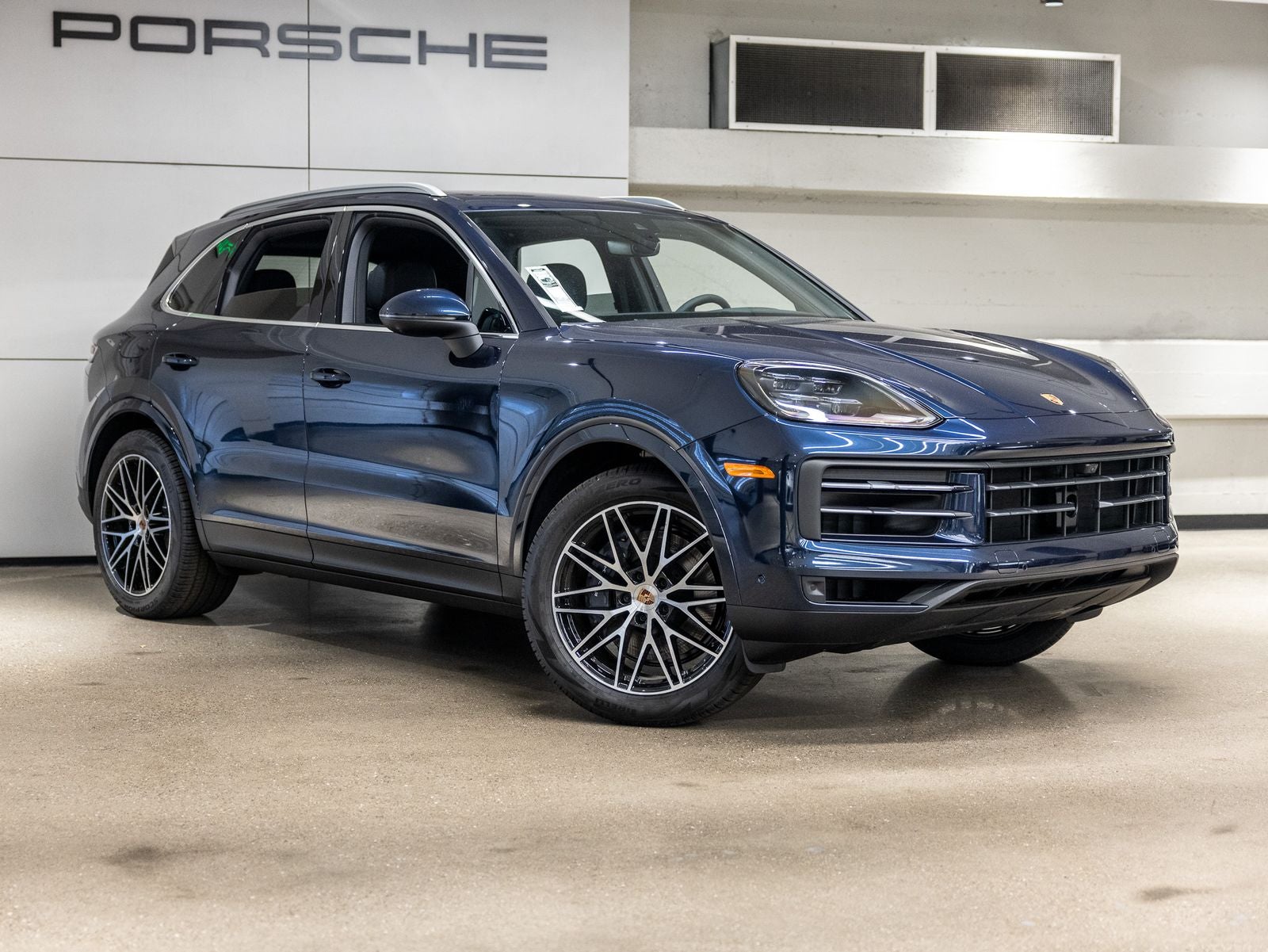 2025 Porsche Cayenne Base