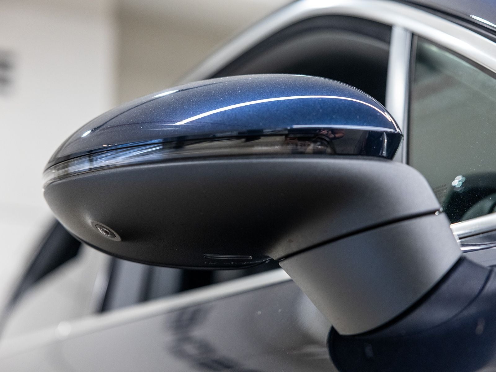 2025 Porsche Cayenne Base