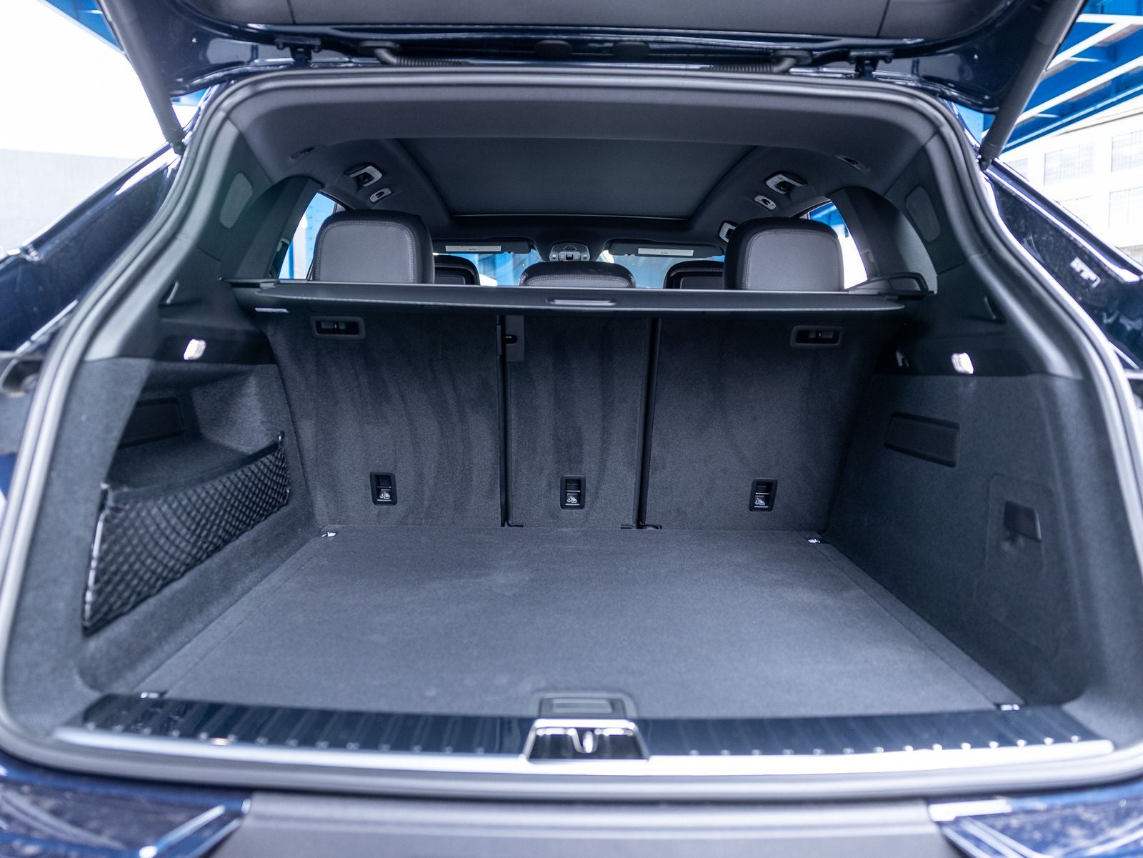 2025 Porsche Cayenne Base