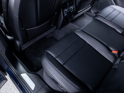 2025 Porsche Cayenne Base