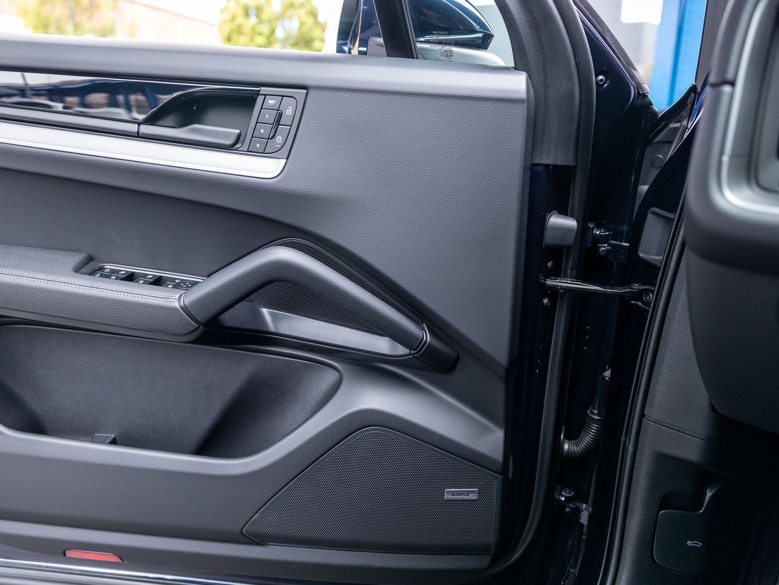 2025 Porsche Cayenne Base