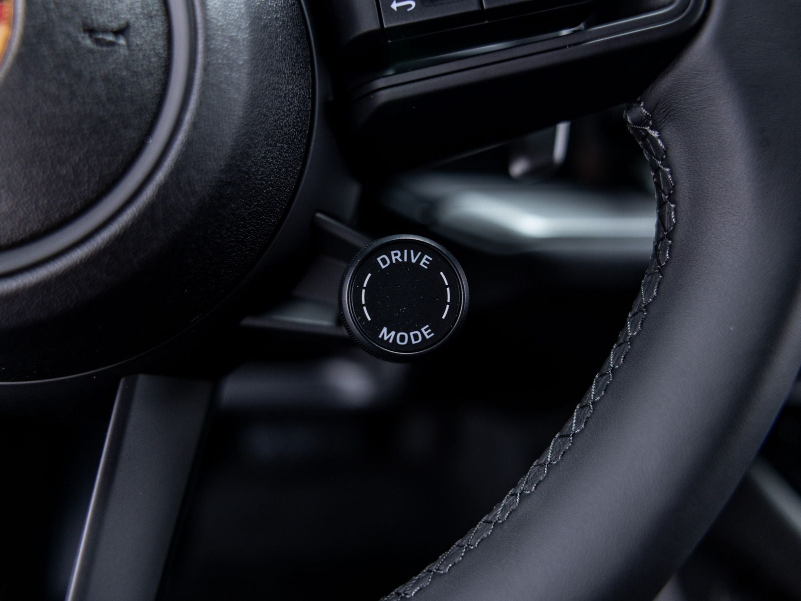 2025 Porsche Cayenne Base