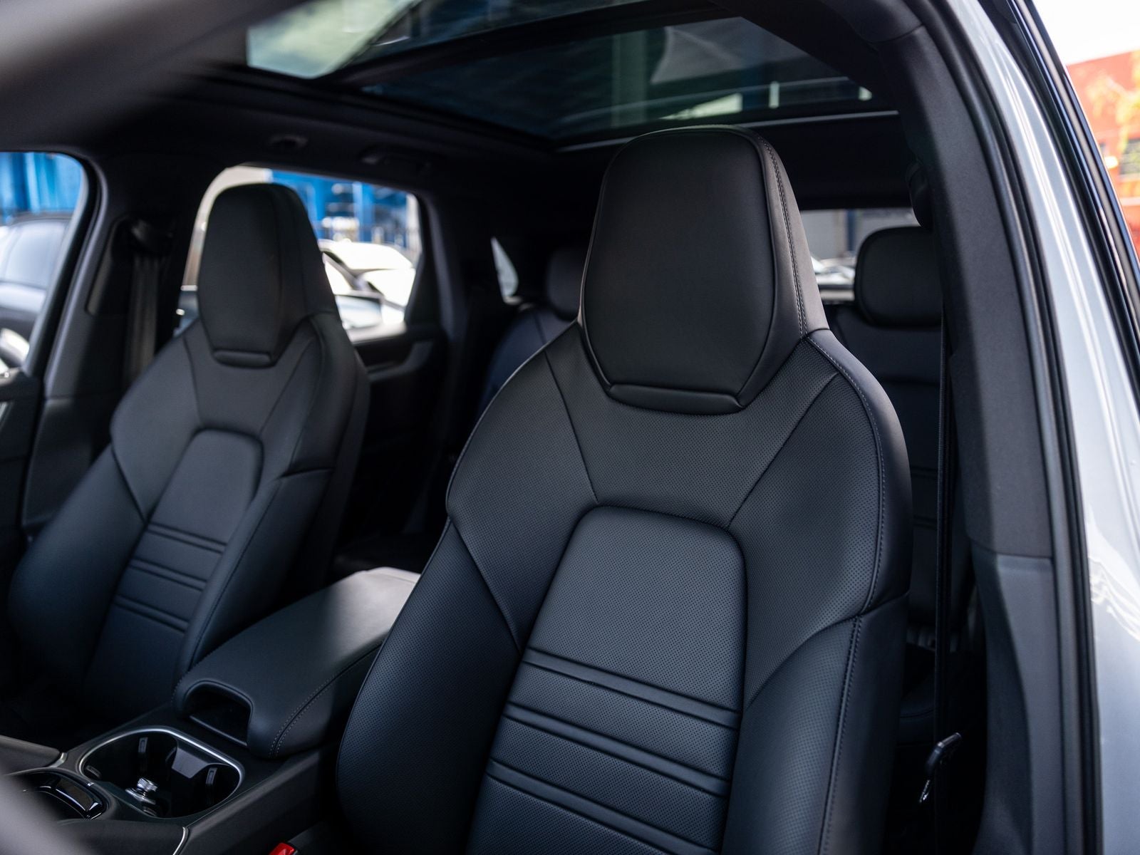 2026 Porsche Cayenne Base