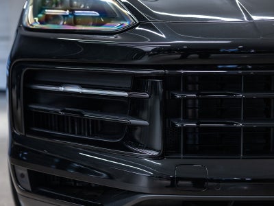 2026 Porsche Cayenne Base
