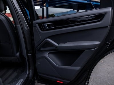 2019 Porsche Cayenne Cayenne