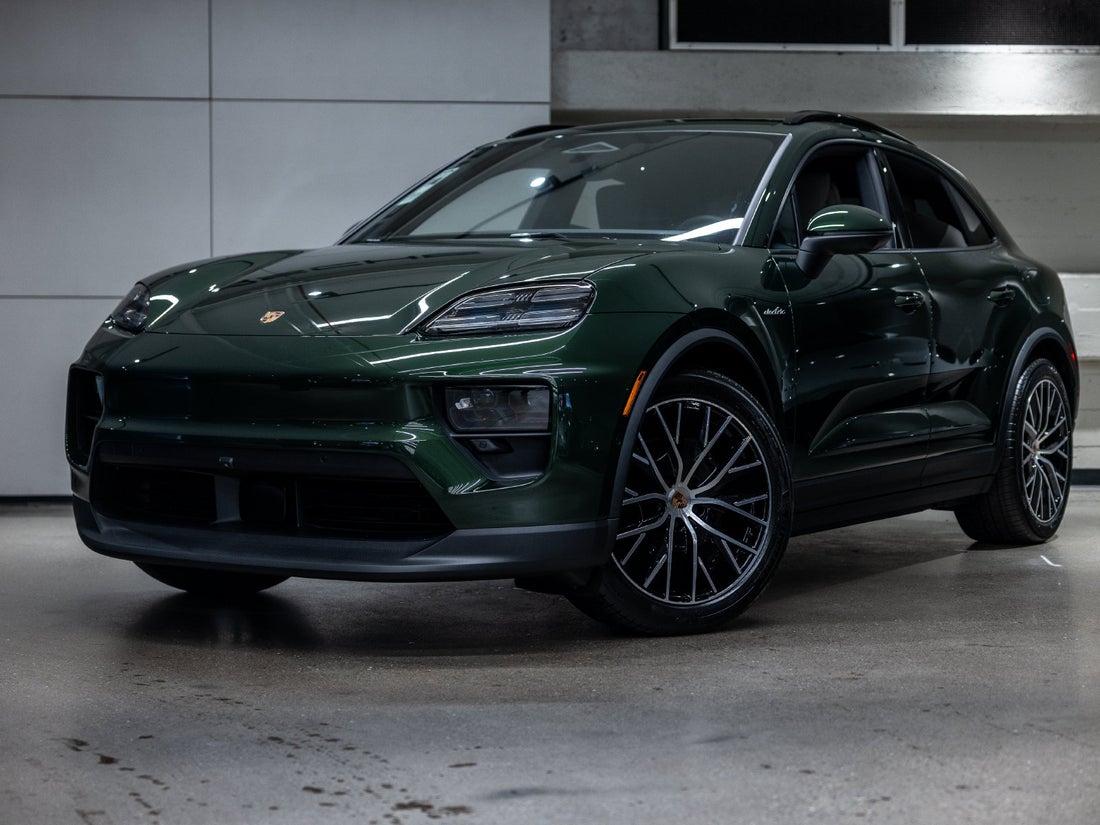 2026 Porsche Macan 4 Electric — photo 1 of 57