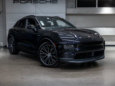 2026 Porsche Macan Macan 4 Electric
