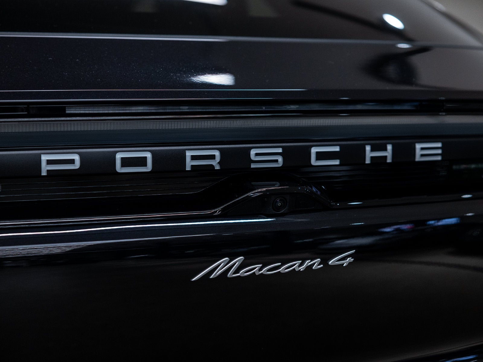2026 Porsche Macan Macan 4 Electric