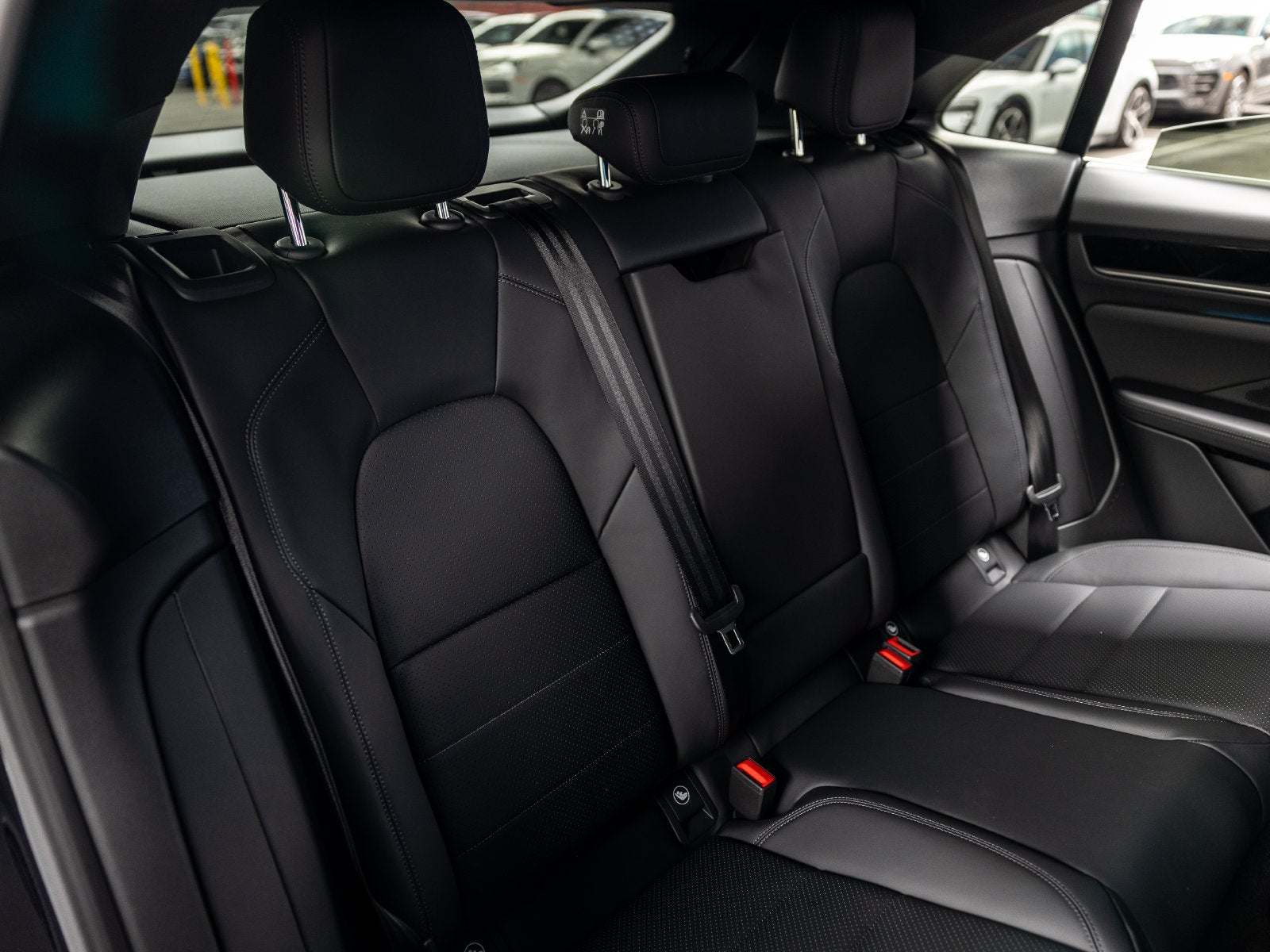 2026 Porsche Macan Macan 4 Electric