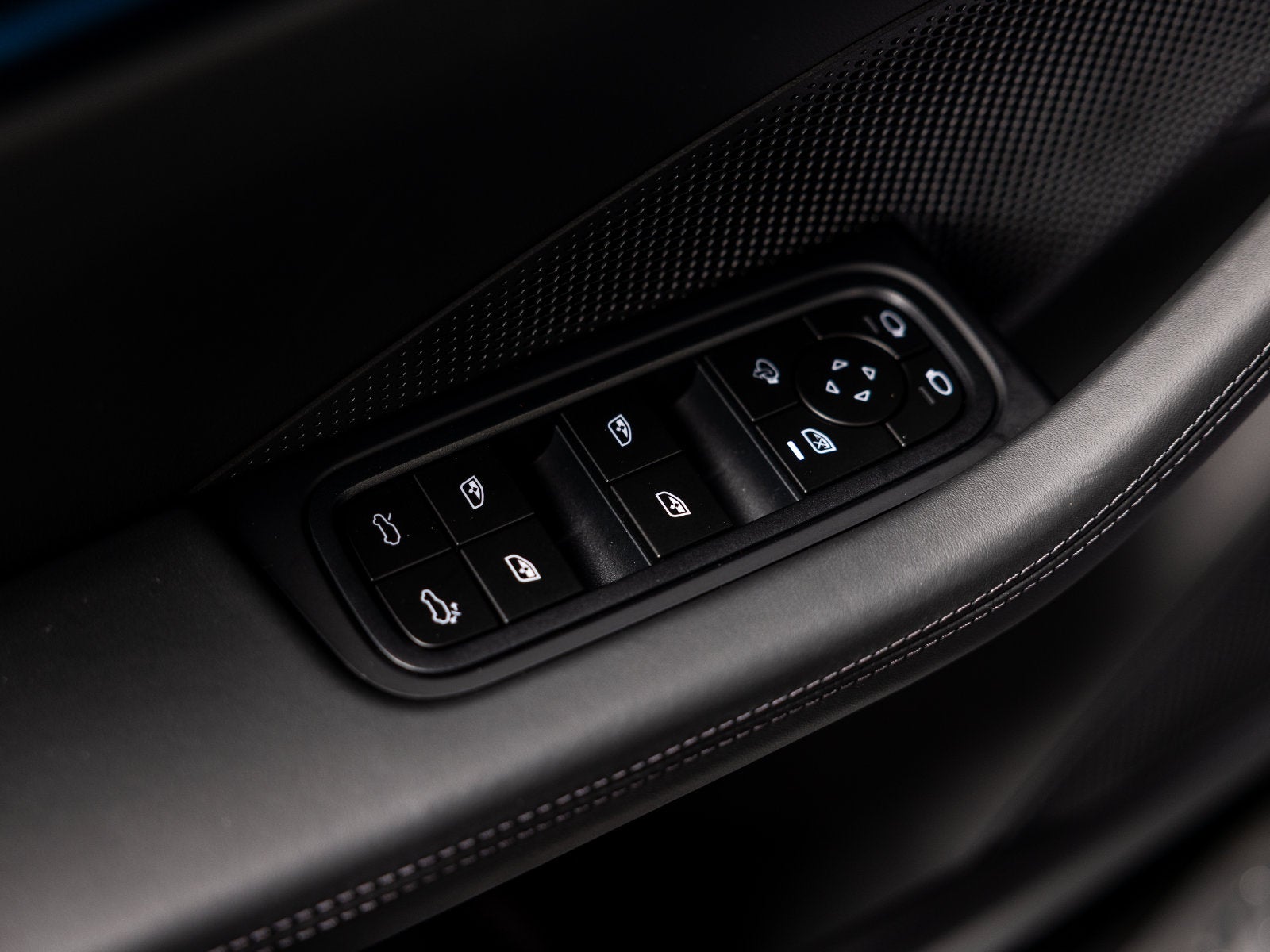 2026 Porsche Macan Macan 4 Electric