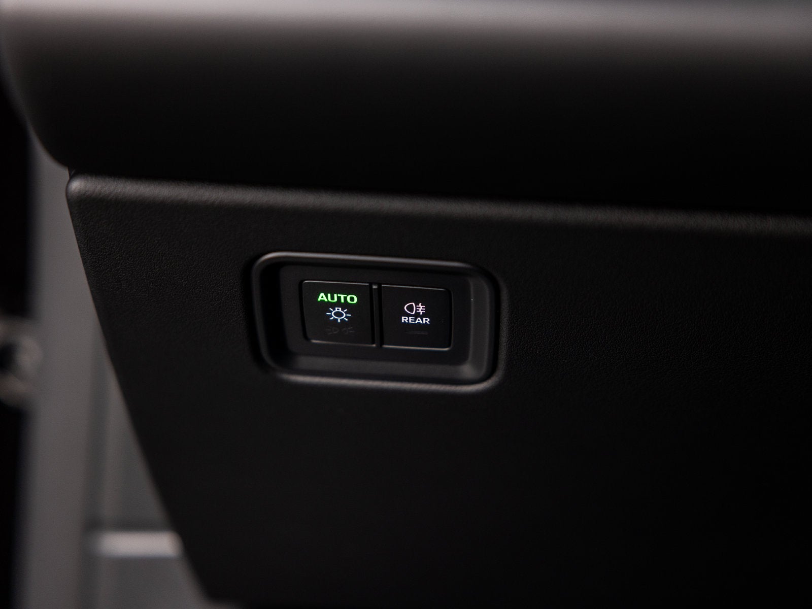 2026 Porsche Macan Macan 4 Electric