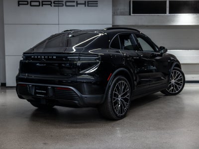 2026 Porsche Macan Macan 4 Electric