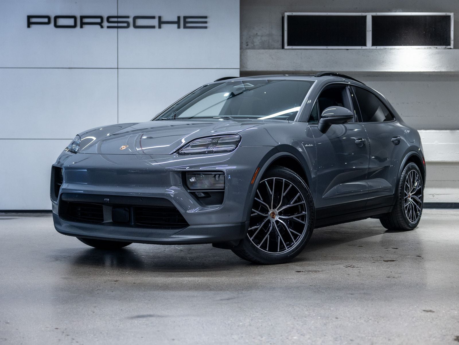 2026 Porsche Macan Macan 4 Electric