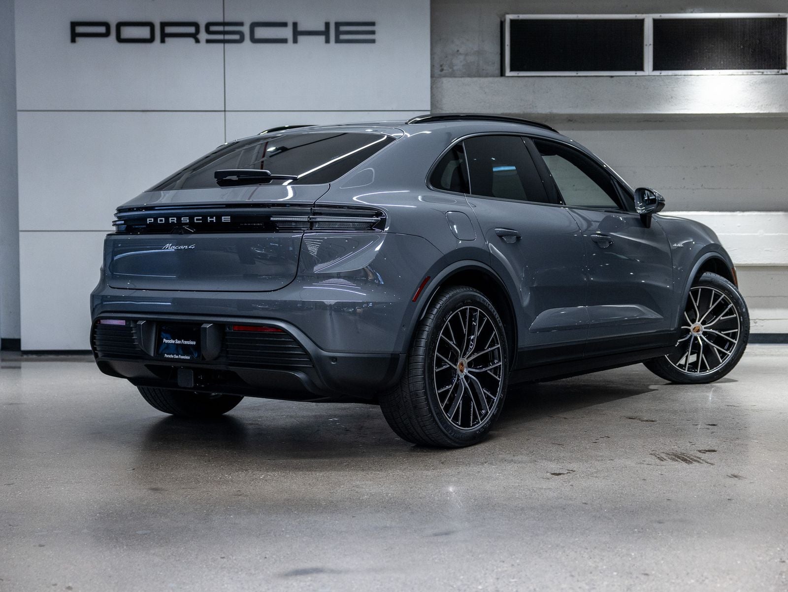 2026 Porsche Macan Macan 4 Electric