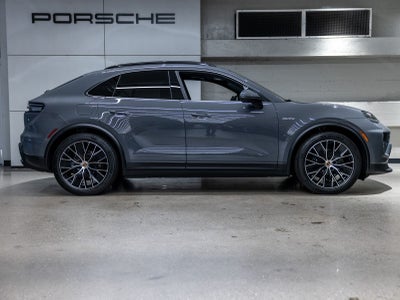 2026 Porsche Macan Macan 4 Electric