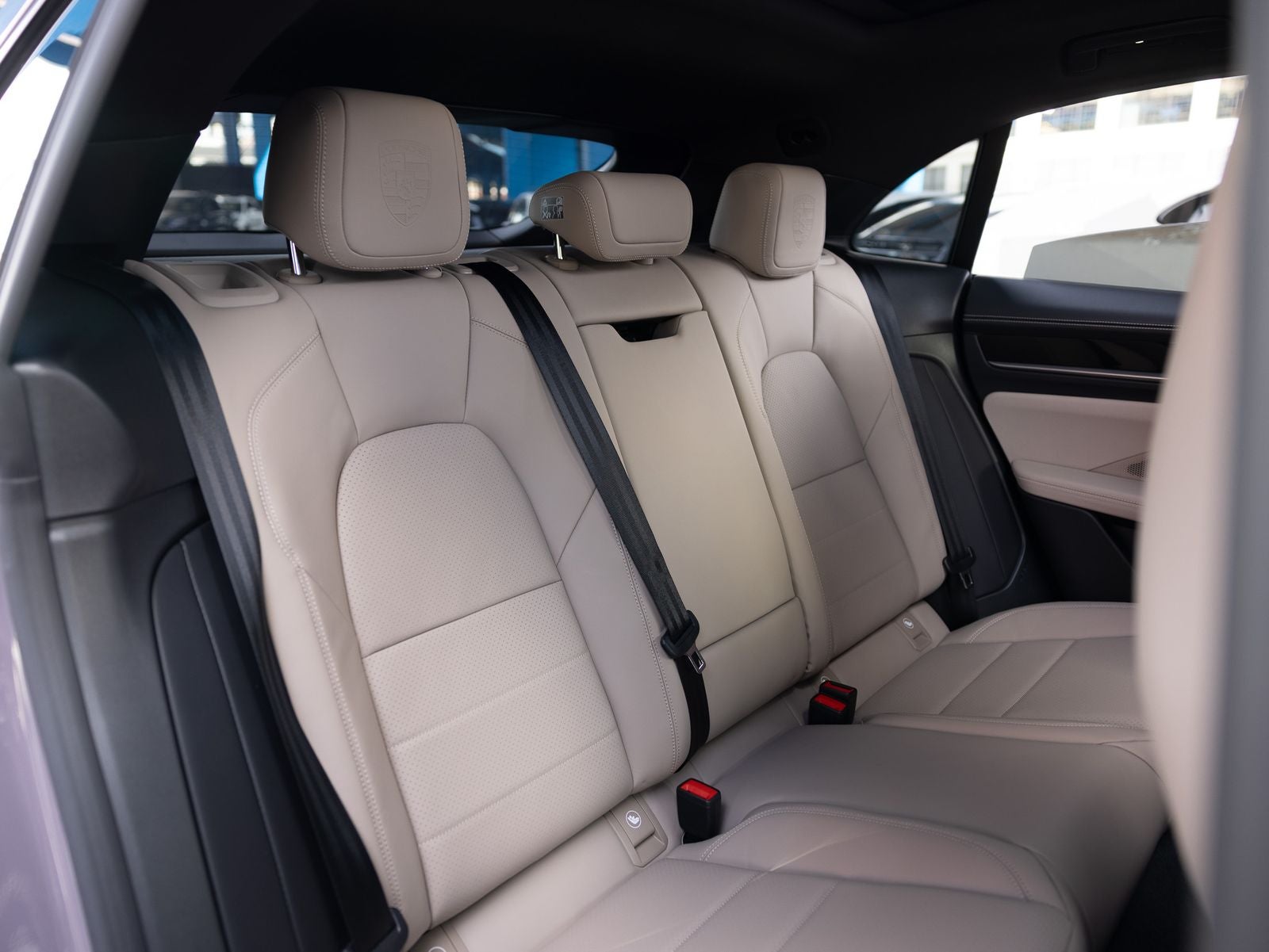 2026 Porsche Macan 4 Electric