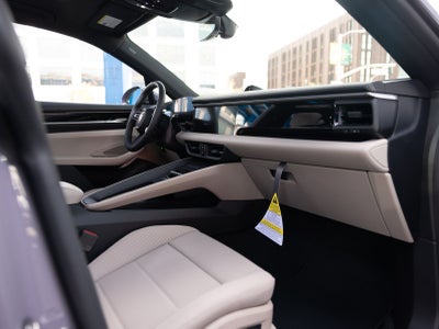 2026 Porsche Macan 4 Electric