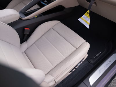 2026 Porsche Macan 4 Electric