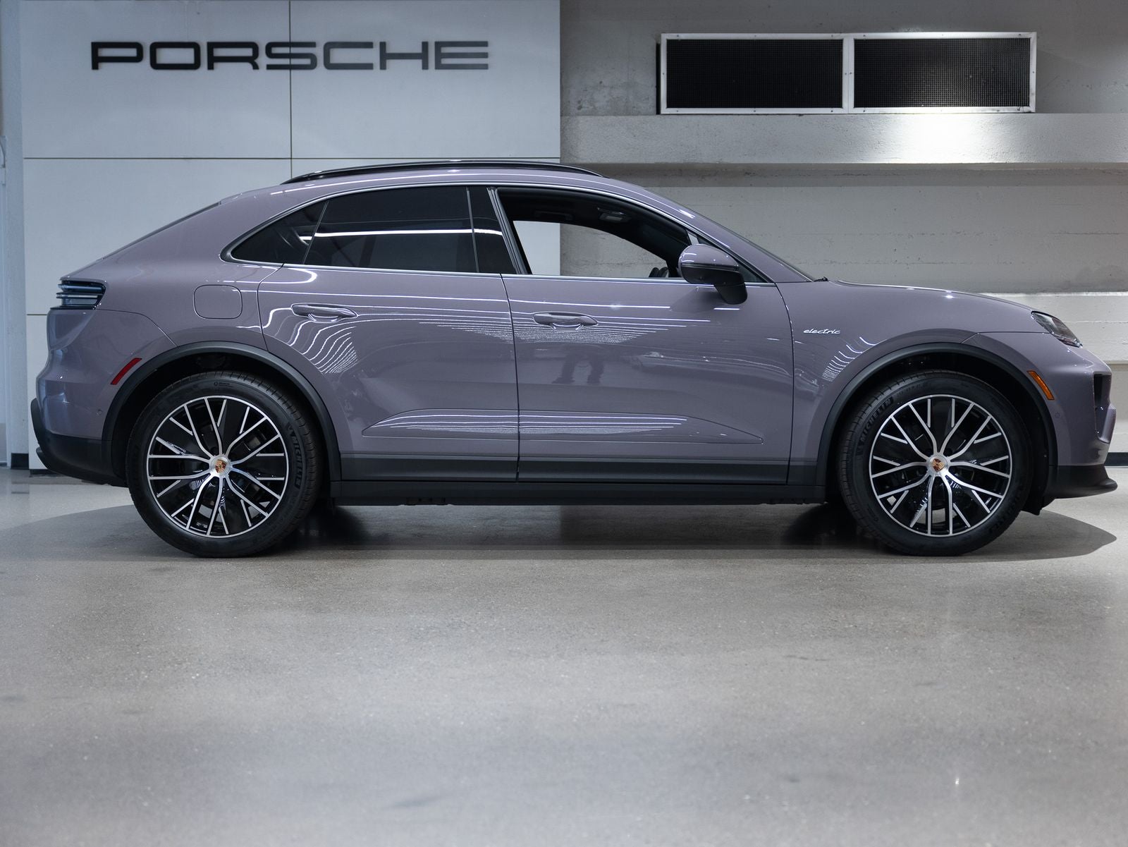 2026 Porsche Macan 4 Electric