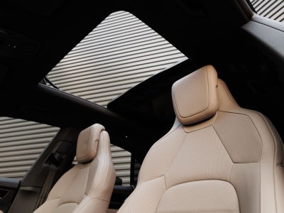 2026 Porsche Macan Macan 4 Electric
