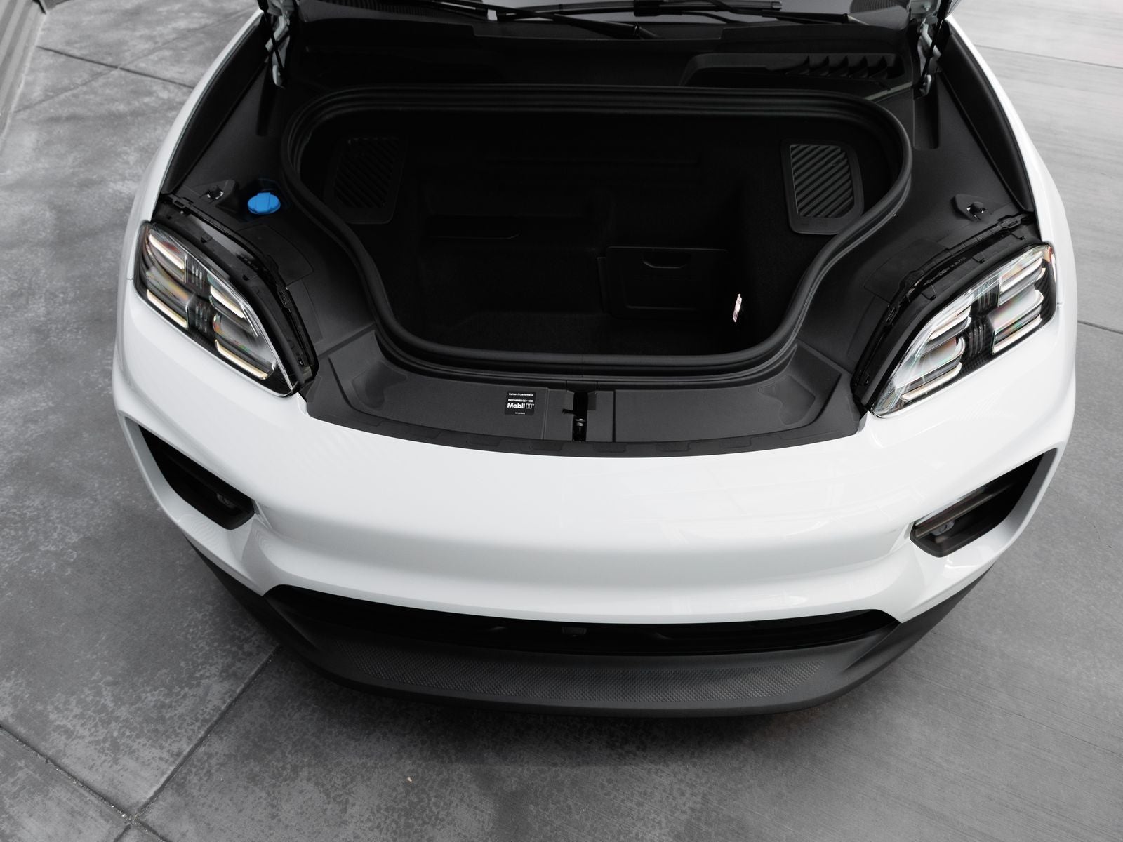 2026 Porsche Macan Macan 4 Electric