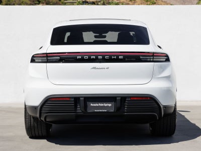 2026 Porsche Macan Macan 4 Electric