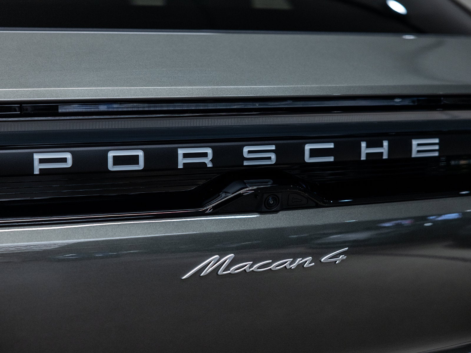2026 Porsche Macan Macan 4 Electric