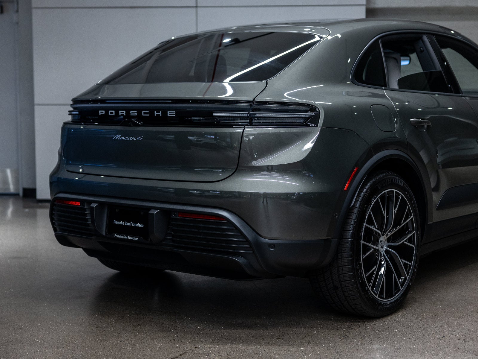 2026 Porsche Macan Macan 4 Electric