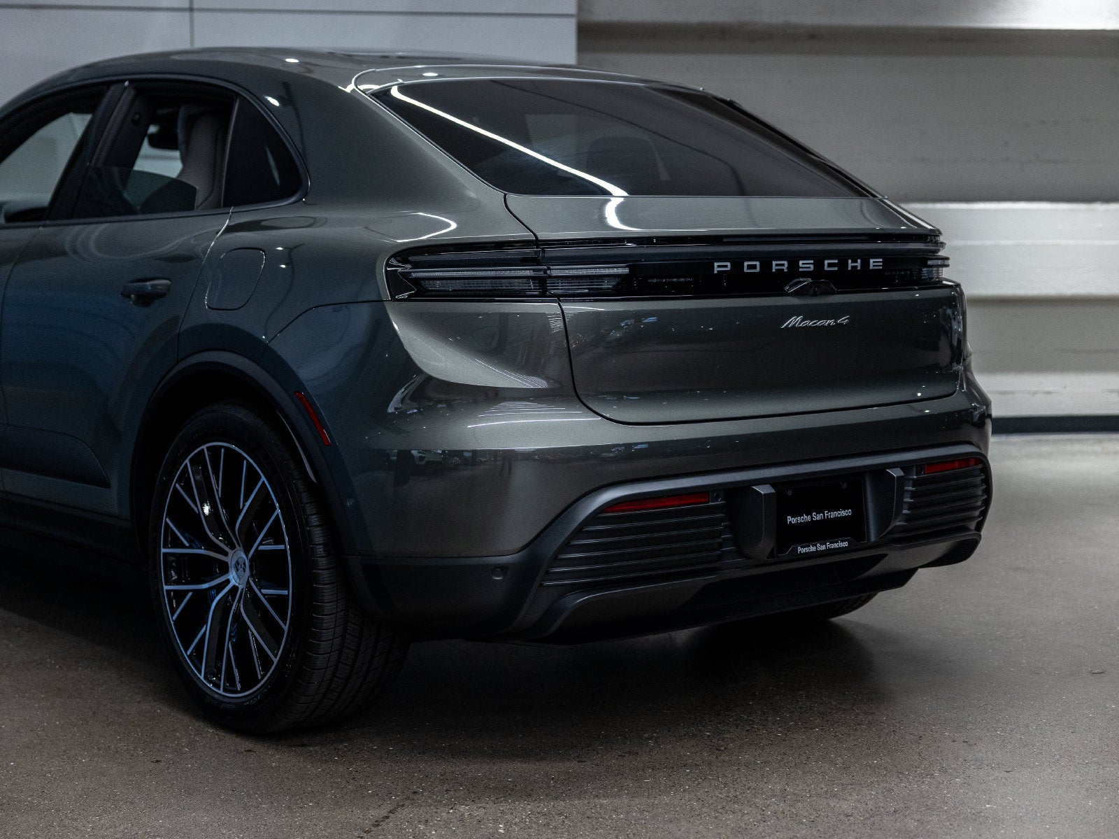 2026 Porsche Macan Macan 4 Electric
