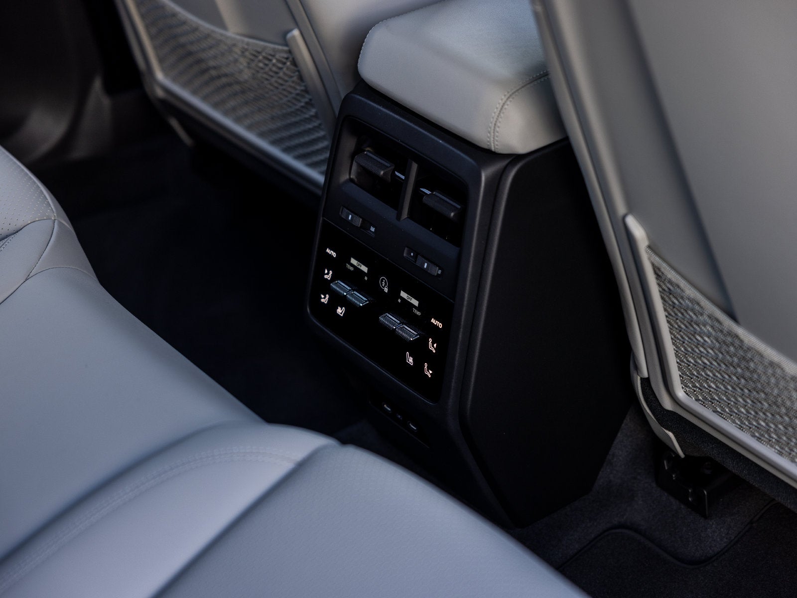 2026 Porsche Macan Macan 4 Electric