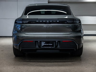 2026 Porsche Macan Macan 4 Electric