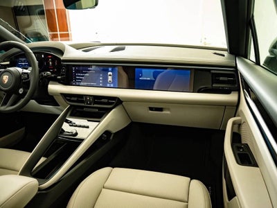 2026 Porsche Macan Macan 4 Electric