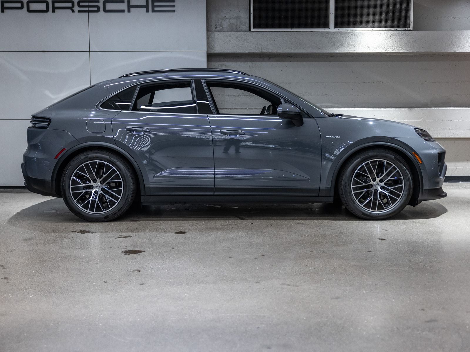 2026 Porsche Macan Macan 4 Electric