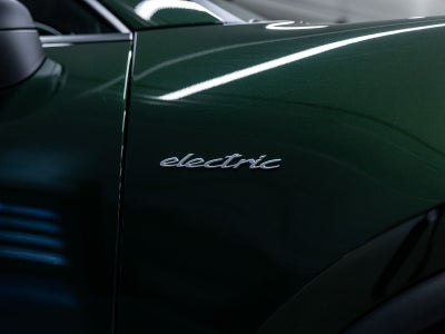 2026 Porsche Macan Macan 4 Electric